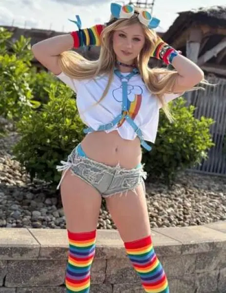 KÜÇÜKÇEKMECE VIP Escort BERRAK - Doğrulanmış Model