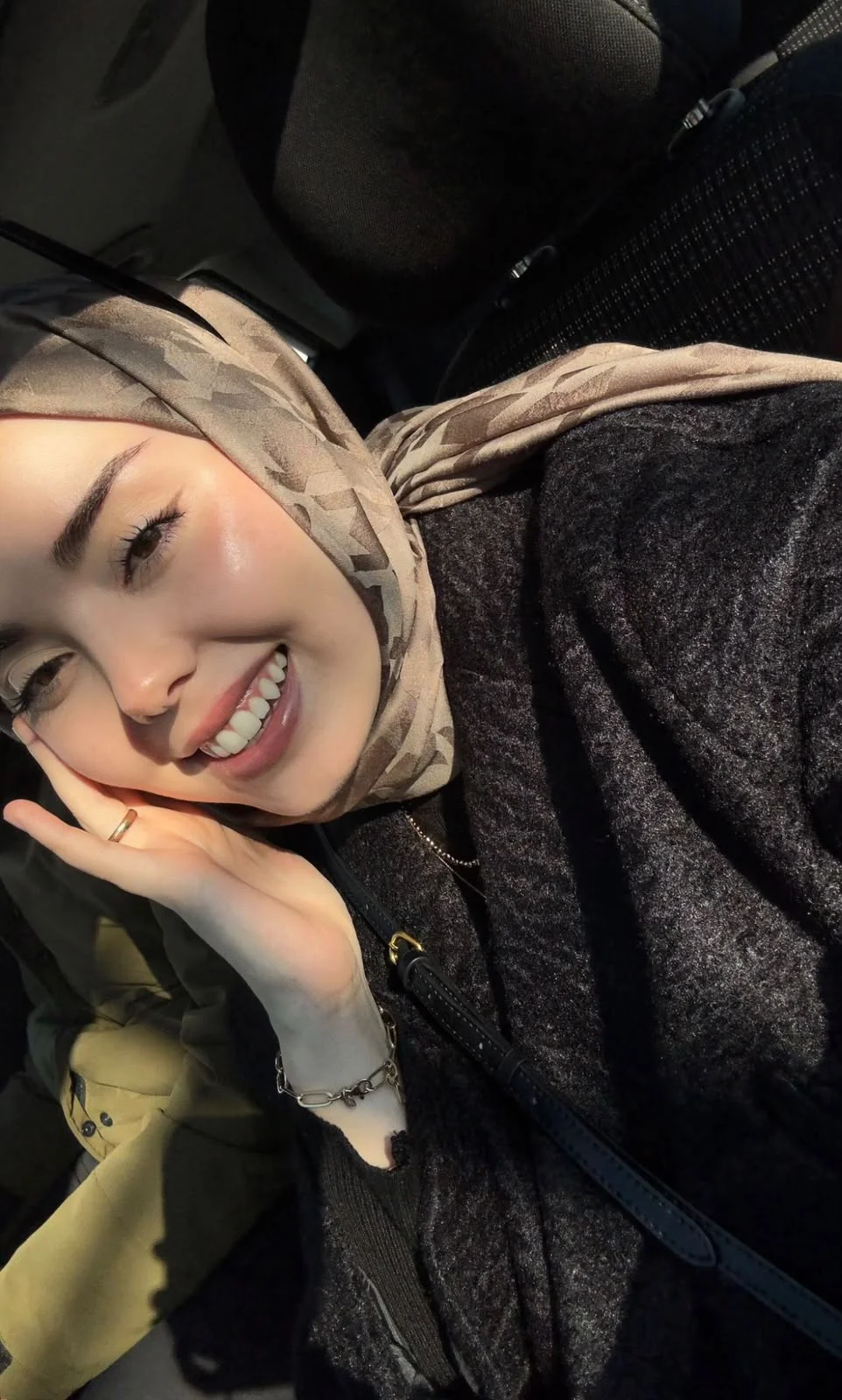 KÜÇÜKÇEKMECE VIP Escort PINAR - Doğrulanmış Model